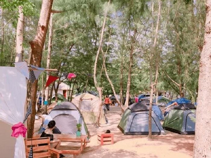 Cắm trại tại Bản Rõm