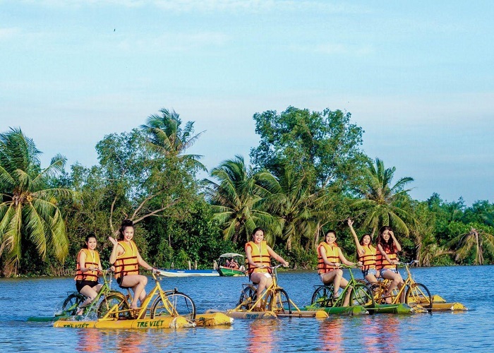 Các hoạt động vui chơ tại làng du lịch sinh thái Tre Việt